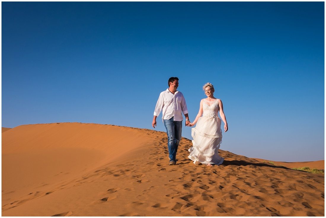 namibian wedding marienthal - rory & christa bride & groom sossusvlei-5