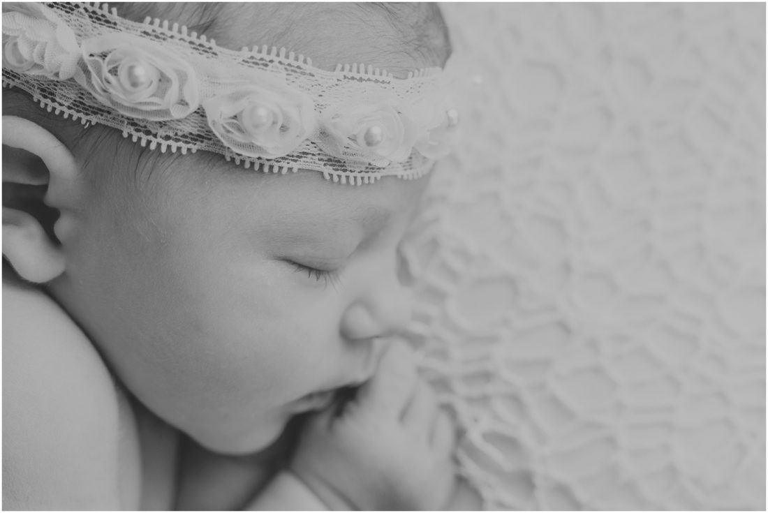 newborn photography mossel bay studio - baby Suzelle_0007